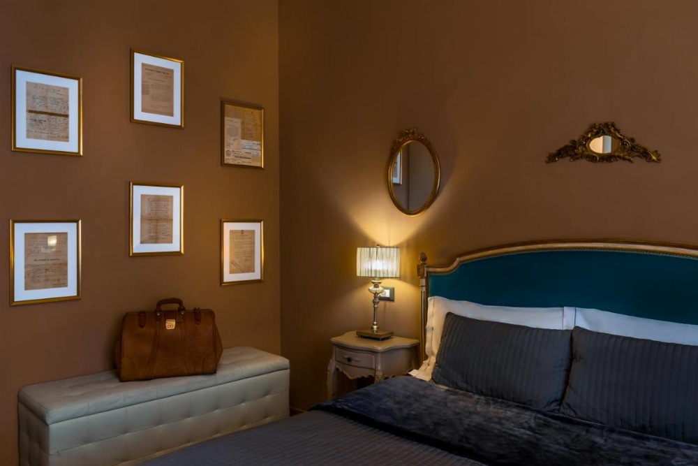 051 Room & Breakfast Image 16