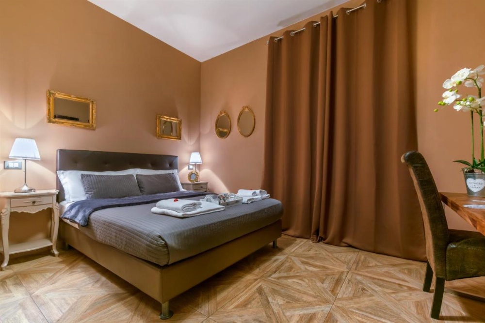 051 Room & Breakfast Image 25