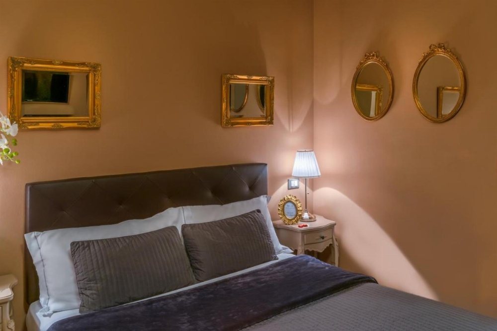 051 Room & Breakfast Image 26