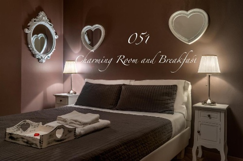 051 Room & Breakfast image 31